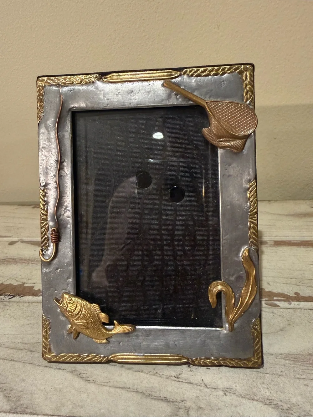 Vintage Fishing Theme Picture Frame Metal & Brass Fish Net Hook